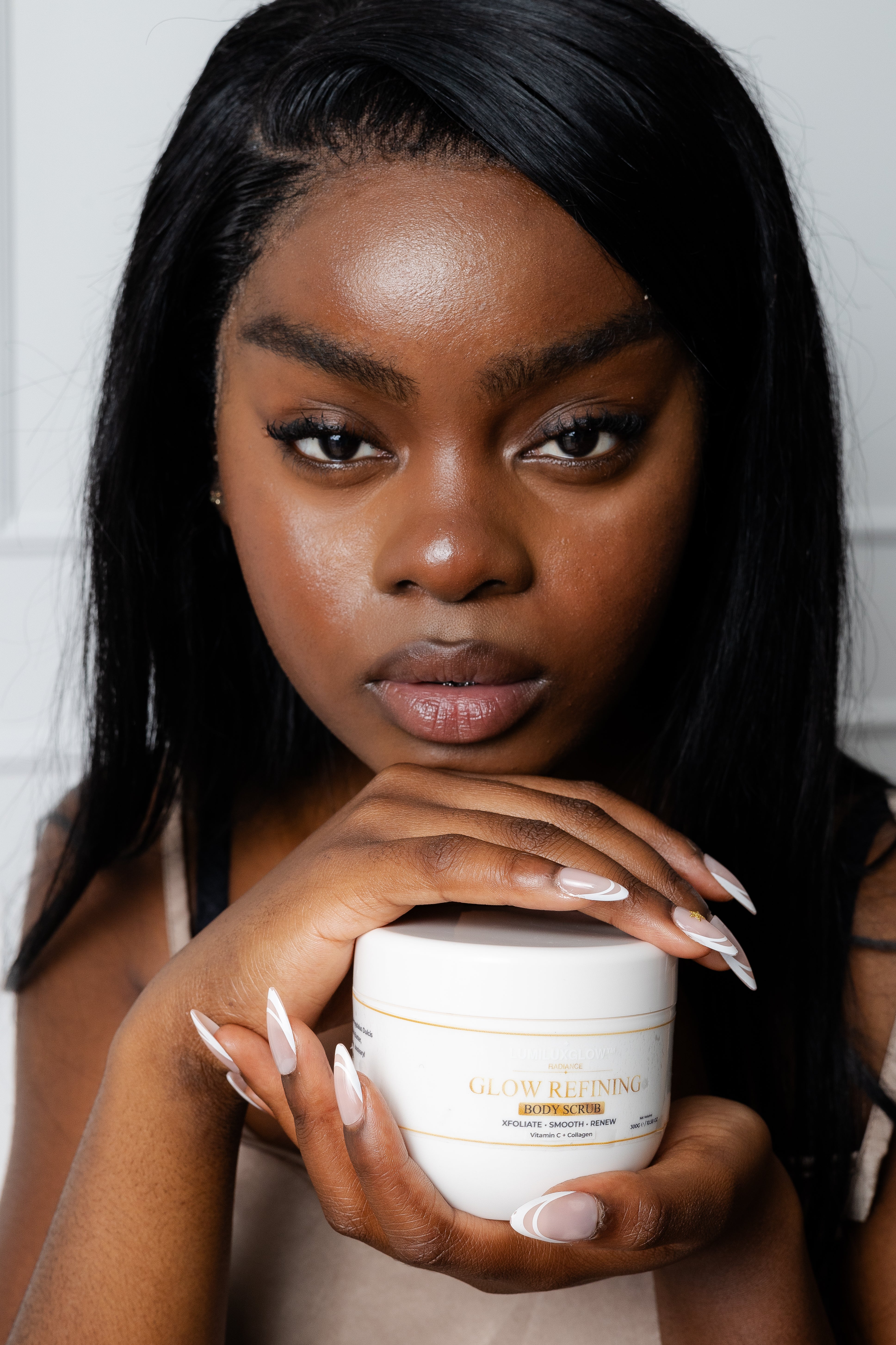 GLOW REFINING BODY SCRUB