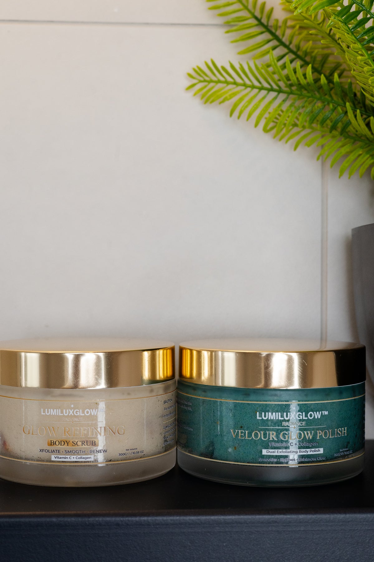 GLOW REFINING BODY SCRUB