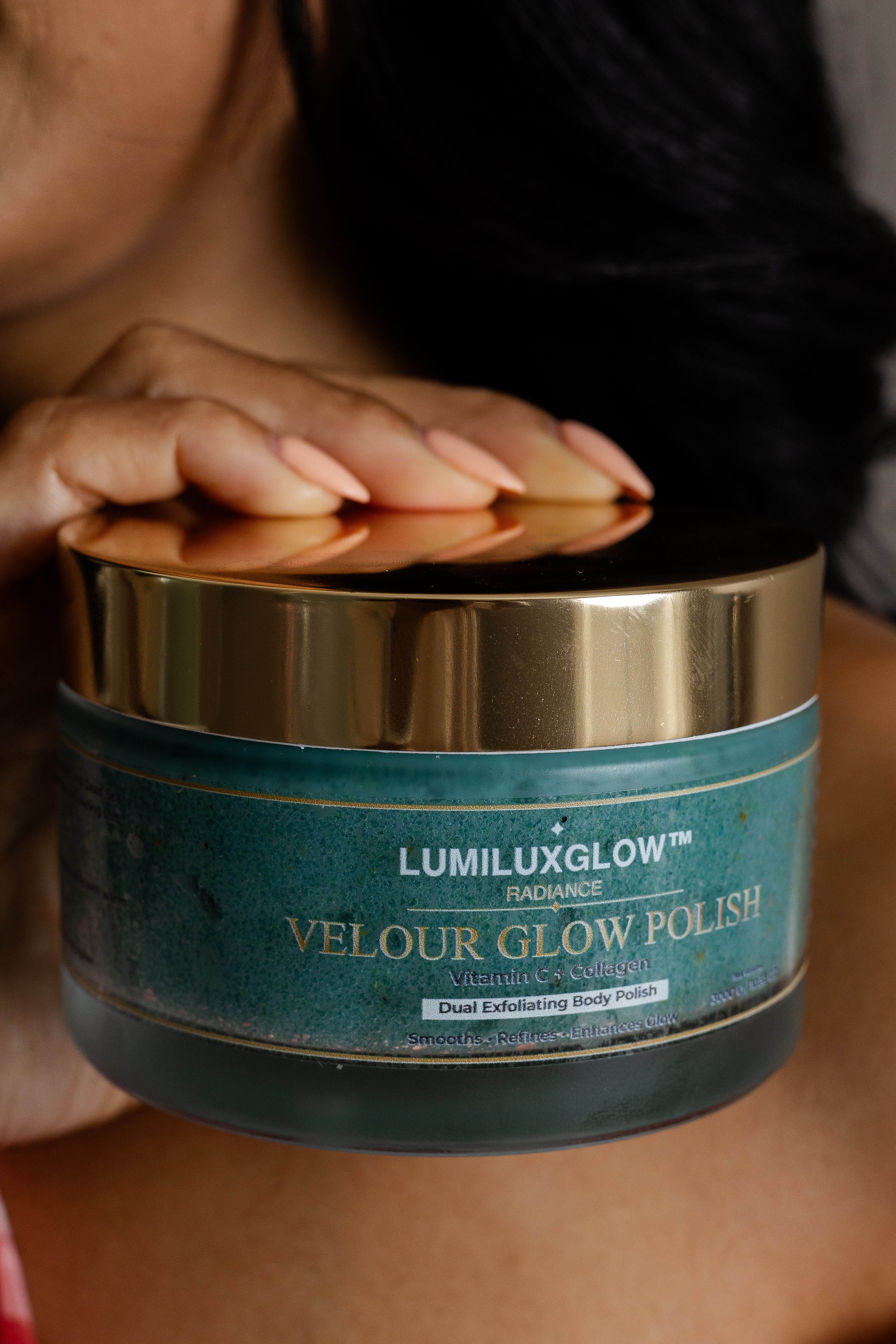 VELOUR GLOW POLISH