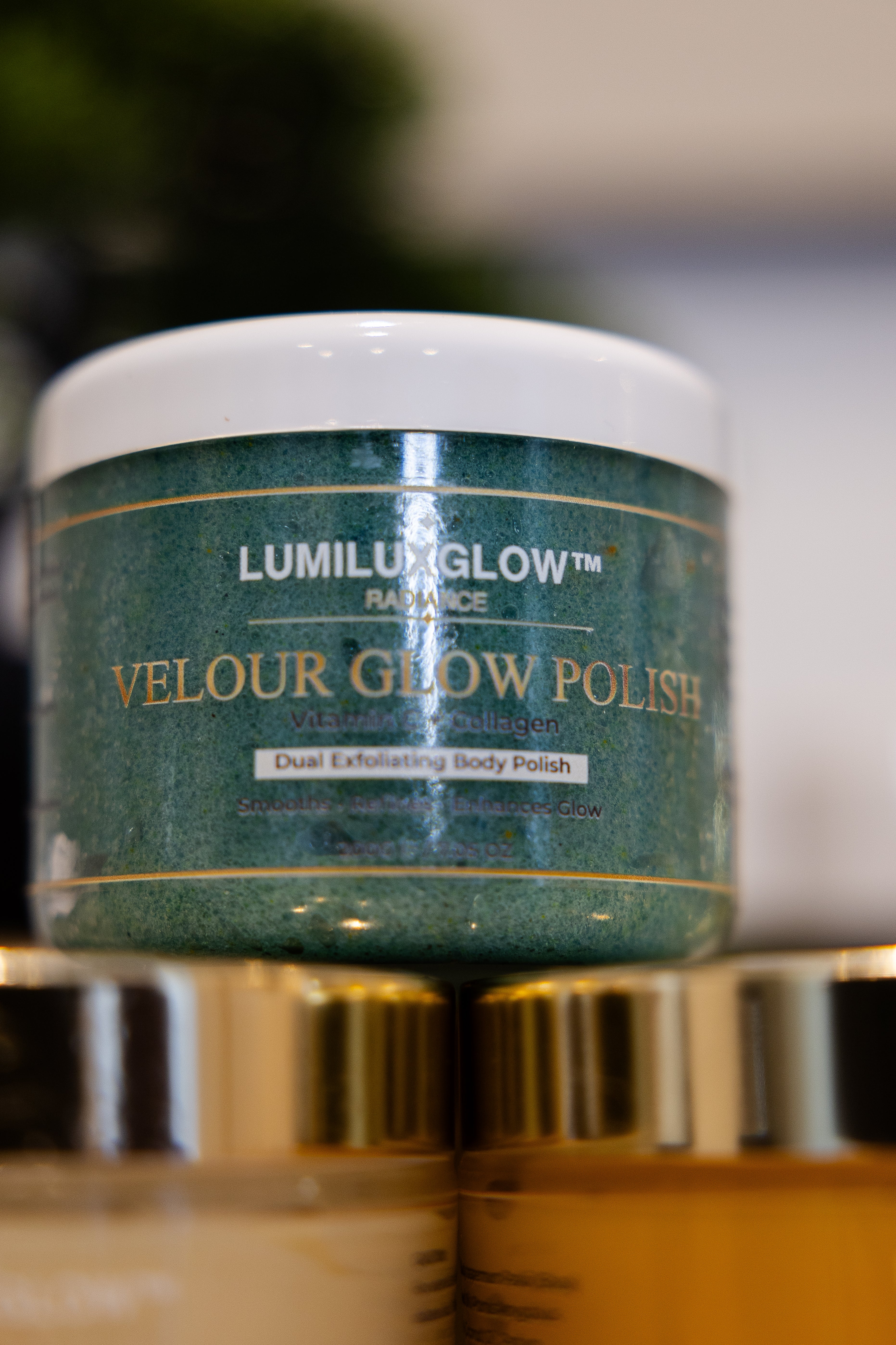 VELOUR GLOW POLISH