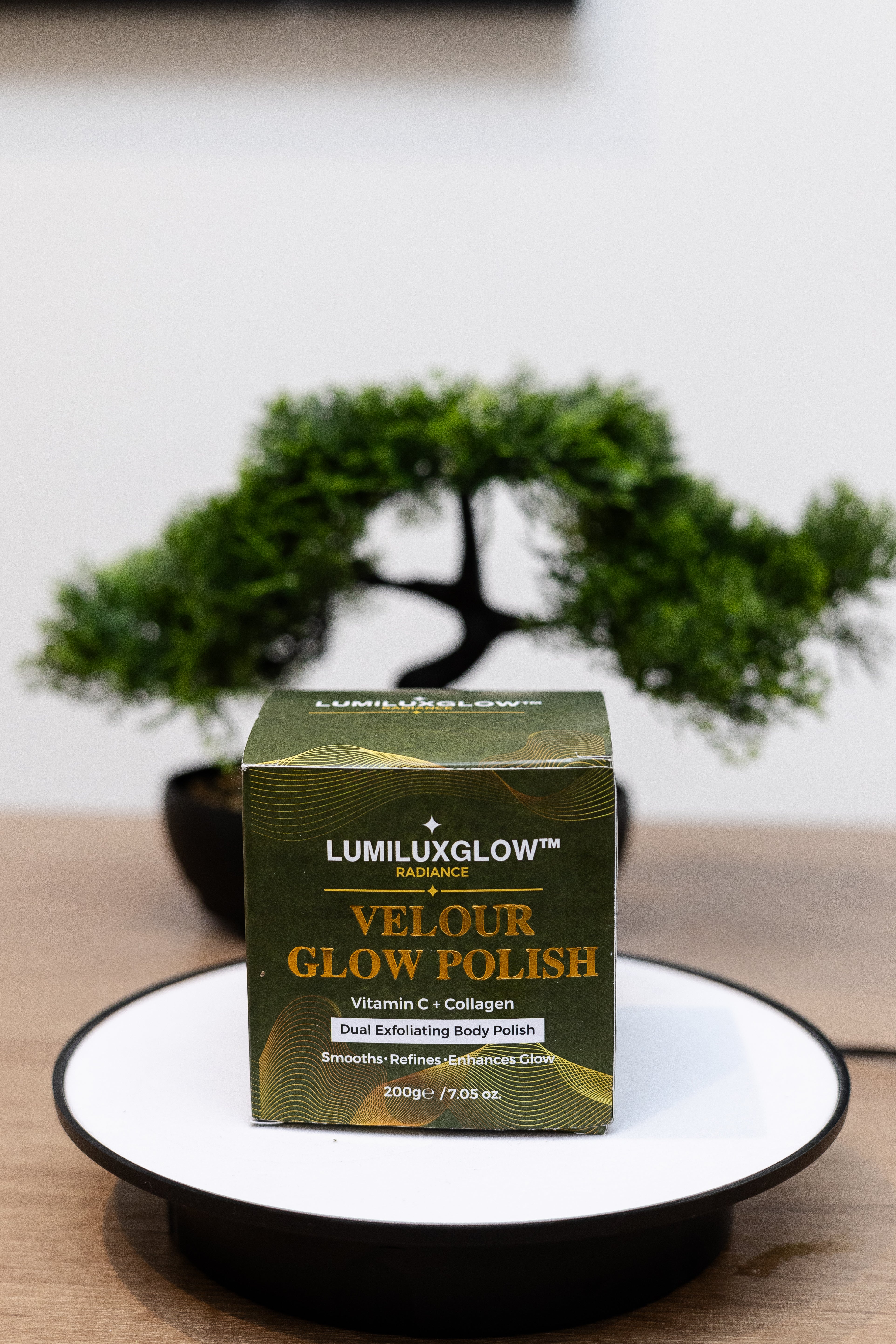 VELOUR GLOW POLISH